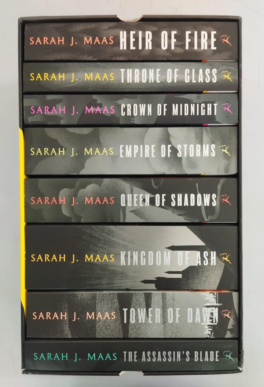 Throne of Glass Box Set By Sarah J. Maas (Paperback) -1526650533 | 299251831X