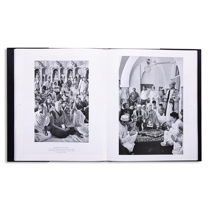 A God In Exile : The Fourteenth Dalai Lama