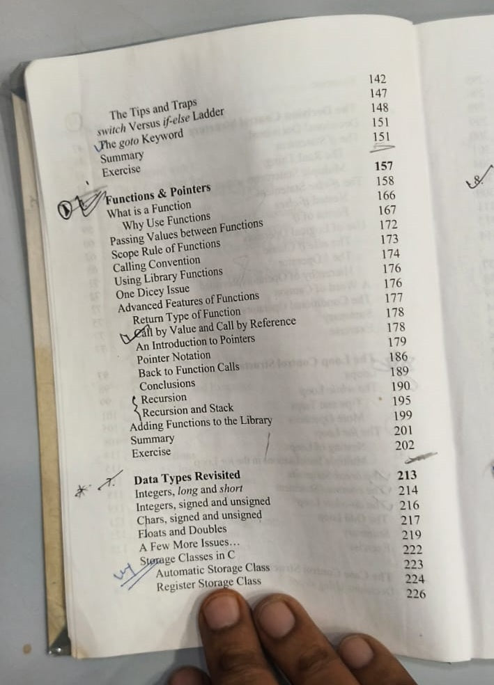 Let Us C By Kanetkar Yashavant 13th edtion Year 2013-Used