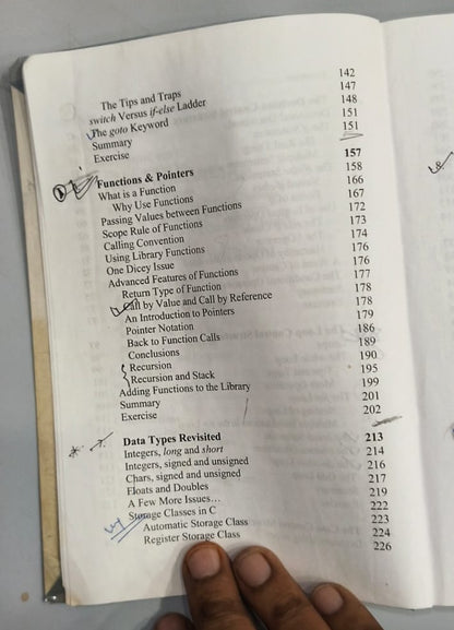 Let Us C By Kanetkar Yashavant 13th edtion Year 2013-Used