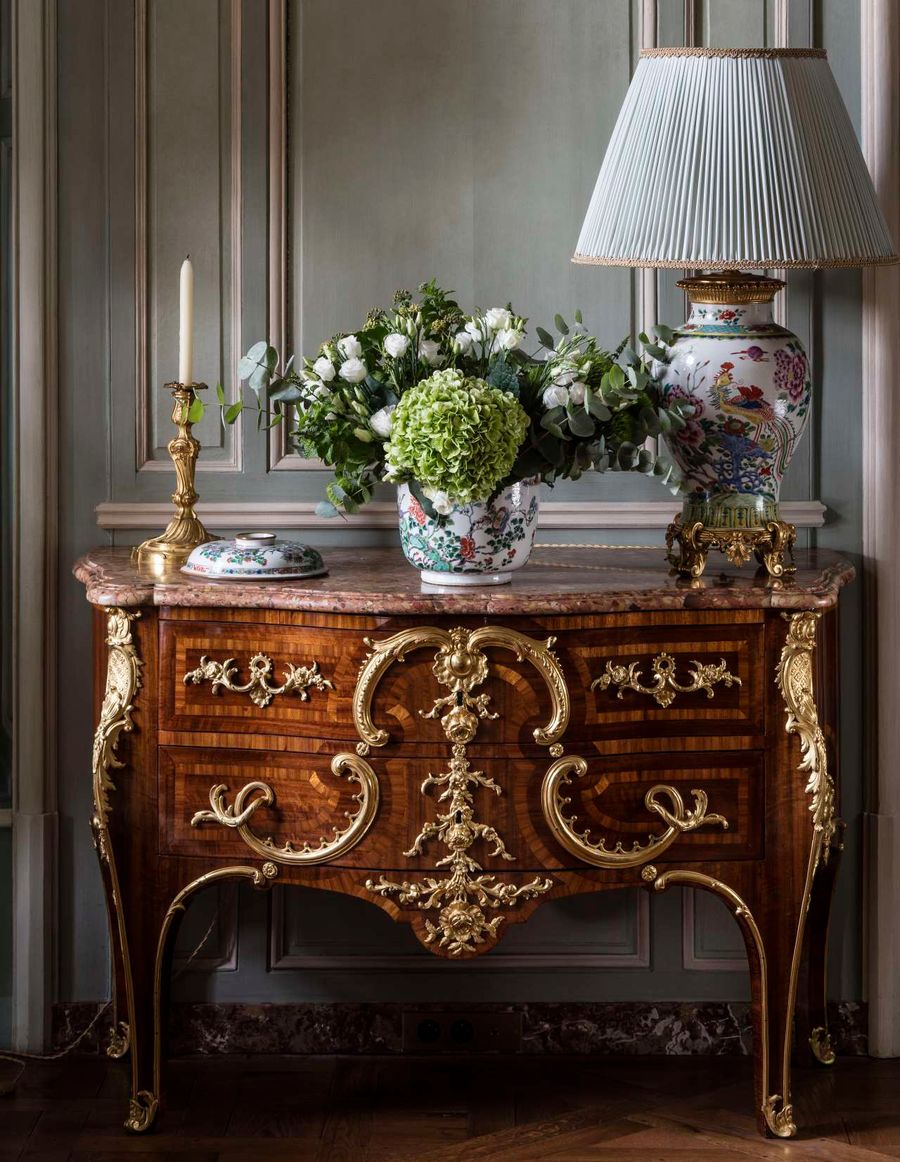 Château de Villette: The Splendor of French Décor